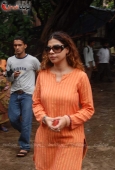 Sambhavna Seth at police station to complain against Manyata-ex husband Mehraj Rehman - inditop.com1