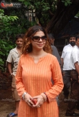 Sambhavna Seth at police station to complain against Manyata-ex husband Mehraj Rehman - inditop.com5