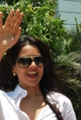 Sameera Reddy the brand ambassador of Dreams Home NGO - inditop.com 14