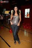 Sayali Bhagat at Ugly Truth premiere 1