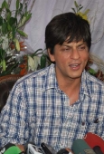 Shah Rukh Khan birthday exclusive coverage by inditop.com 14