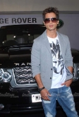 Shahid Kapoor at Range Rover event  7