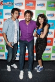 Shahid and Genelia promote Chance Pe Dance at Radio City 91.1 FM - inditop.com 10