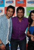 Shahid and Genelia promote Chance Pe Dance at Radio City 91.1 FM - inditop.com 12