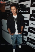 Shahid at Pioneer India celeberation bash - inditop.com 3