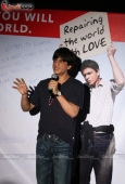 Shahrukh Khan promotes My Name is Khan - inditop.com 6