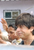 Shahrukh Khan with kids Aryan and Suhana at Maharastra State open Taekwondo competition - inditop.com 10