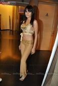 Sherlyn Chopra with other hot models at Mcdowell Derby preview - inditop.com 1