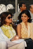 Shilpa Shetty, Shamita Shetty at Sri Amma Bhagavan Mukti Darshan - inditop.com21