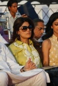 Shilpa Shetty, Shamita Shetty at Sri Amma Bhagavan Mukti Darshan - inditop.com23