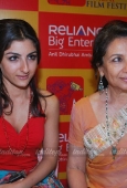 Soha ali khan & Sharmila Tagore at MAMI 6