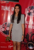 Sonam Kapoor at Fever FM with Amit Trivedi ( Follow Up From Fever studios to the airport ) - inditop.com9