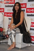 Sonam Kapoor launches Filmfare New Edition - inditop.com3