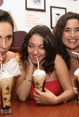 Super Hot Sushma Reddy & other Khatron Ke Khiladi babes at Barista 7