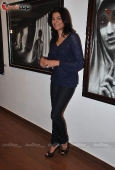 Sushmita Sen launches charcoal exhibition by Gautam Patole - inditop.com 14