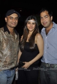 Sushmita Sen, Perizad Kohla and Wasim Akram at Candice Pinto birthday bash - inditop.com 16