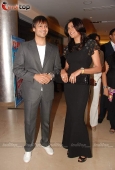 Sushmita Sen, Vivek Oberoi with I am She contestants - inditop.com1