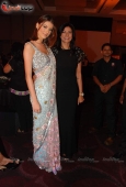 Sushmita Sen, Vivek Oberoi with I am She contestants - inditop.com16