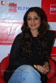 Tabu promotes Toh Bt Pakki film at Big FM - inditop.com 10