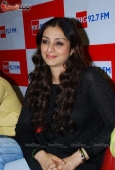 Tabu promotes Toh Bt Pakki film at Big FM - inditop.com 18