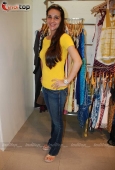 Tara Sharma at Anita Dongre store  3