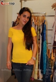 Tara Sharma at Anita Dongre store  6