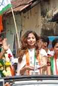 Urmila campaigns for Sachin Ahir