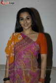 Vidya Balan at Ishqiya Bookmyshow contest winners event - inditop.com 10