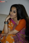 Vidya Balan at Ishqiya Bookmyshow contest winners event - inditop.com 19