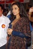 Vidya Balan inaugurates Rotary Club of  North End Bazaar 