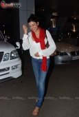 Vivek Oberoi with gf Priyanka Alva and Sushmita Sen snapped tonite at the airport - inditop.com13