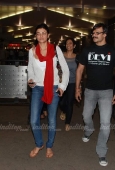 Vivek Oberoi with gf Priyanka Alva and Sushmita Sen snapped tonite at the airport - inditop.com8