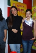 Yuvika Chaudhry, Tabu and other star cast of at Toh Baat Pakki at Radio Mirchi - inditop.com 