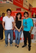 Yuvika chaudhary and Sharman Joshi promote Toh Baat Pakki - inditop.com 13