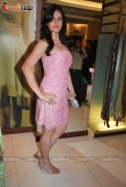 Zarine Khan and Shazahn Padamsee Neeta Nishka Lulla summer preview - inditop.com 21