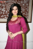 Zarine Khan at Muslim Women empowerment event organised by Odhani foundation - inditop.com 15