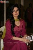 Zarine Khan at Muslim Women empowerment event organised by Odhani foundation - inditop.com 8