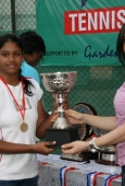 Zarine Khan at Tennis Academy event - inditop.com 10