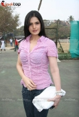 Zarine Khan at Tennis Academy event - inditop.com 5