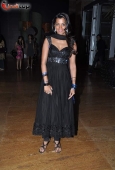 Amisha, mugdha, rani, Mallaika Arora & other celebs on day 5 of Lakme - inditop.com5