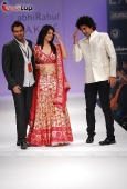 Anjana Sukhani walks for Abhi Rahul at LFW day 5 - inditop.com10