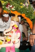 Nana Patekar Ganesh Visarjan - inditop.com4