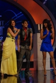 Priyanka & Ranbir at Indias Got Talent on the sets - inditop.com26