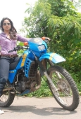 Sameera reddy learns to ride a bike - inditop.com16