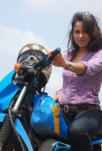 Sameera reddy learns to ride a bike - inditop.com32