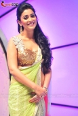 Shriya saran at South Scope Awards - inditop.com6