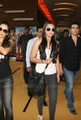 Sonakshi & Malaika Arora at Dabangg special charity screening - inditop.com