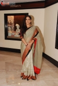 Vidya Balan with Martin Luther King 3 at Priyadarshni Award - inditop.com11