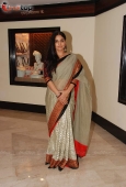 Vidya Balan with Martin Luther King 3 at Priyadarshni Award - inditop.com8