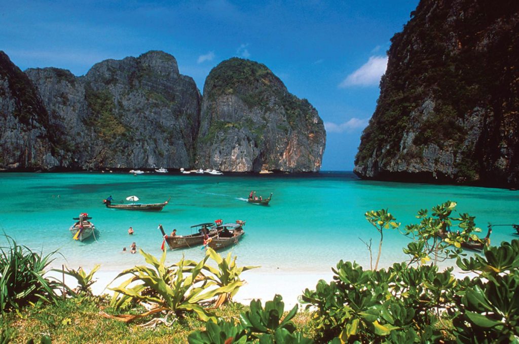 Koh-Phi-Phi-the-beach